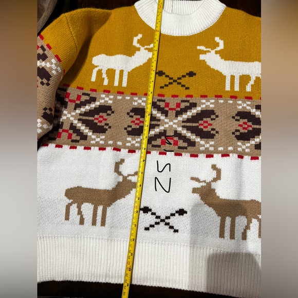 Sweater - Picture 6 of 6